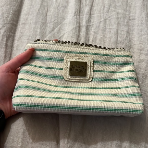 Mario Badescu Makeup Bag - Picture 6 of 6